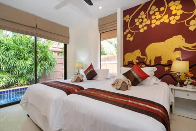 Suite met 3 slaapkamers en privézwembad, villa met bad (gratis ophaalservice vanaf de luchthaven bij minimaal 3 nachten, 25% korting op eten en drinken) — Boutique Resort Private Pool Villa - Phuket